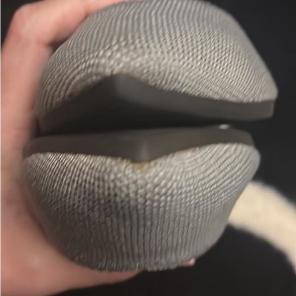 Rothy’s Iridescent Points - Picture 4 of 7